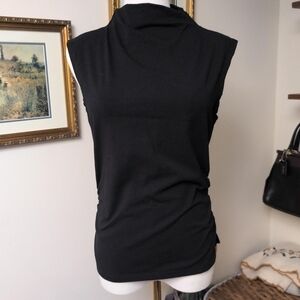 GAP Black Sleeveless Tank Top